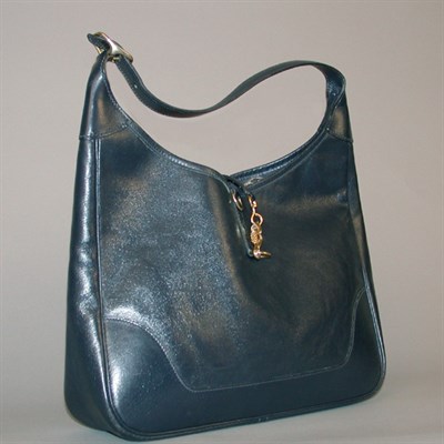 Lot 493 - Hermes Navy Trim Bag Mid 1980s With gilt-metal...