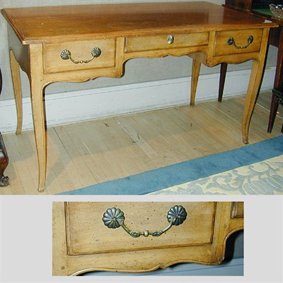 Lot 89 - Provincial Louis XV Style Walnut Desk