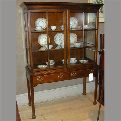 Lot 97 - Georgian Style Mahogany Bookcase