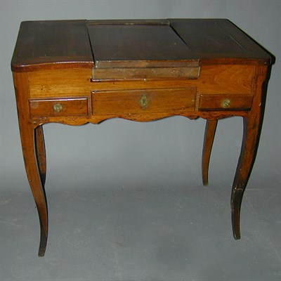 Lot 135 - Provincial Louis XV Style Walnut Poudreuse