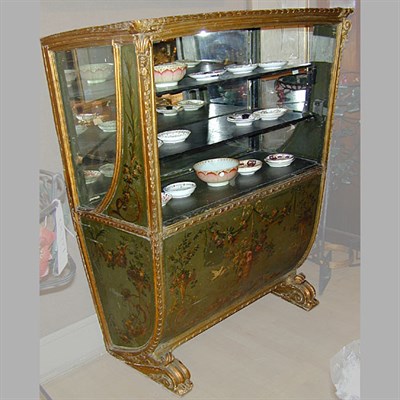 Lot 235 - Italian Rococo Style Painted and Parcel Gilt...