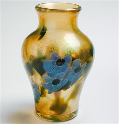 Lot 131 - Tiffany Favrile Paperweight Glass Vase Of...
