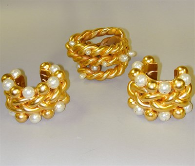 Lot 30 - Three Colossal Faux Pearl Rope Style Bracelets...