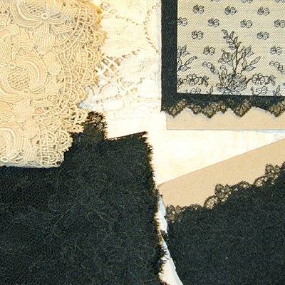 Lot 242 - Miscellaneous Group of Linens