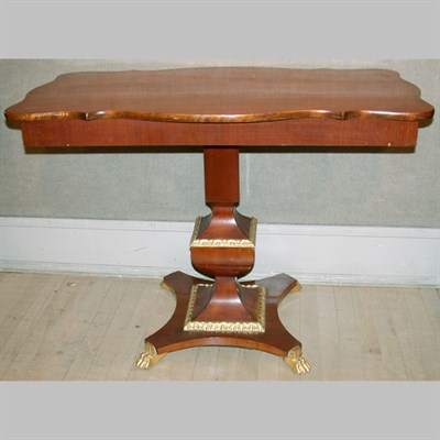 Lot 384 - Continental Parcel Gilt and Mahogany Center...