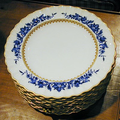 Lot 435 - Set of Twelve Copeland Gilt Decorated...