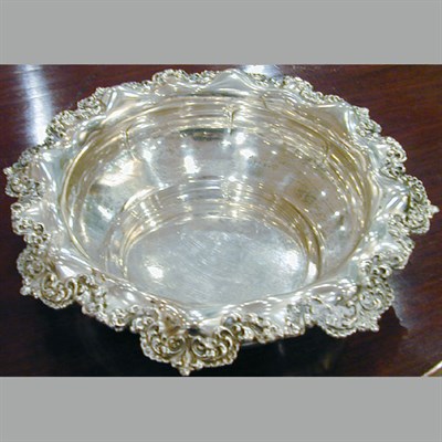 Lot 315 - Sterling Silver Bowl Approximately 21 ounces.