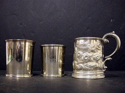 Lot 292 - American Coin Silver Mug Ball, Tompkins &...