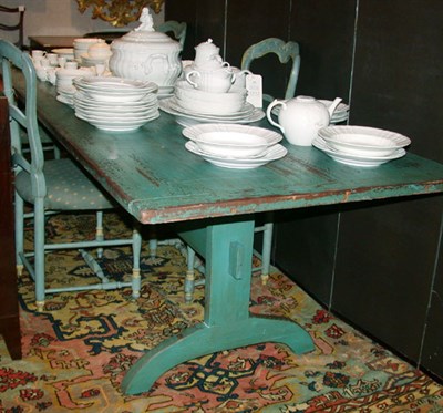 Lot 185 - American Painted Farm Table