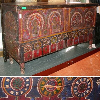 Lot 605 - Middle Eastern Painted Blanket Chest
