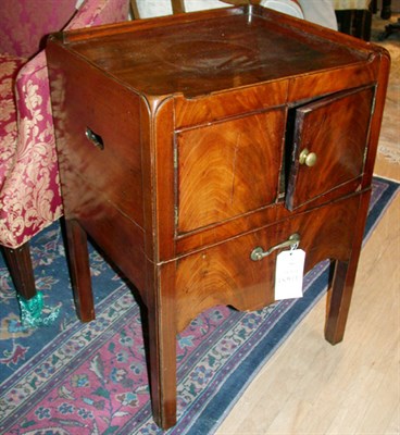 Lot 510 - George III Mahogany Pot Cupboard