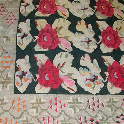 Lot 633 - Romanian Kilim Romania, mid 20th century The...