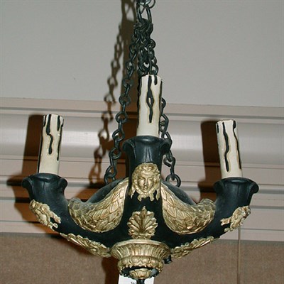 Lot 502 - Neoclassical Style Painted and Parcel Gilt...