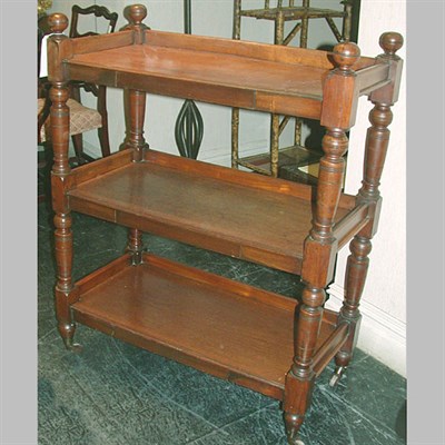 Lot 170 - Victorian Mahogany Three-Tier Etagere