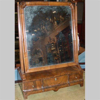 Lot 589 - George II Style Burl-Wood Shaving Mirror
