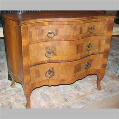 Lot 367 - Provincial Louis XV Style Walnut Commode
