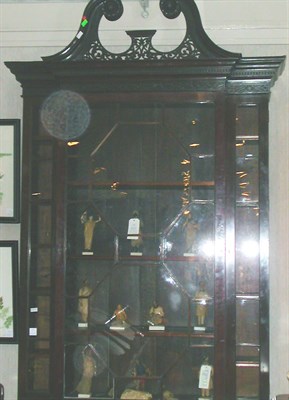 Lot 135 - George III Style Mahogany Breakfront Bookcase