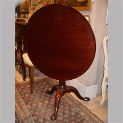 Lot 556 - George I Style Mahogany Tilt-Top Table