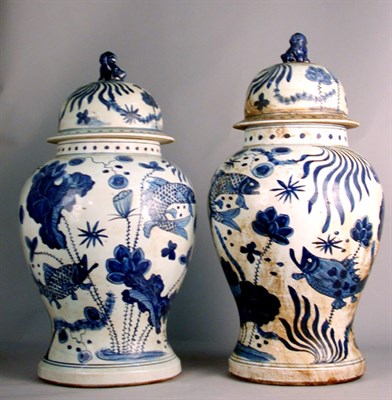 Lot 400 - Pair of Chinese Export Blue and White...