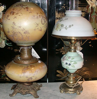 Lot 179 - Two Victorian Style Gone With the Wind Lamps