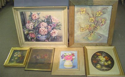 Lot 98 - Jan Tiele Dutch, 1884-1956 ANEMONES Signed...