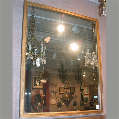 Lot 517 - Georgian Style Gilt Decorated Mirror