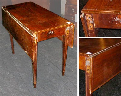 Lot 369 - Federal Inlaid Mahogany Drop-Leaf Table The...