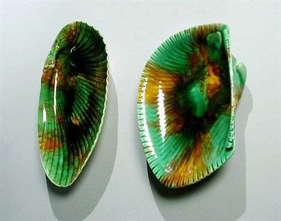 Lot 452 - Five Wedgwood Majolica Shell-Shaped Bowls In...