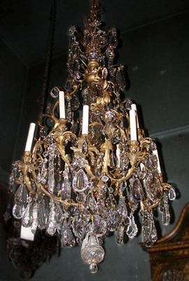 Lot 343 - Louis XV Style Gilt-Bronze and Cut Glass...