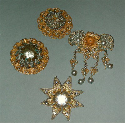 Lot 461 - Four Miriam Haskell Seed Pins 1940s/50s The...