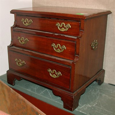Lot 764 - Georgian Style Mahogany Side Cabinet