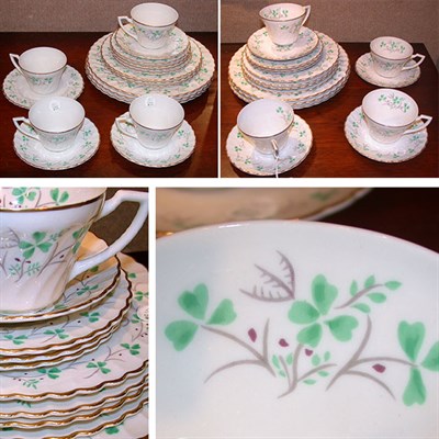 Lot 565 - Syracuse China Gilt Decorated Porcelain...