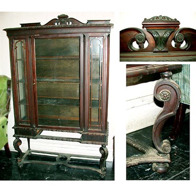 Lot 223 - Victorian Style Mahogany Vitrine