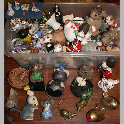 Lot 439 - Miscellaneous Group of Animal Figures...
