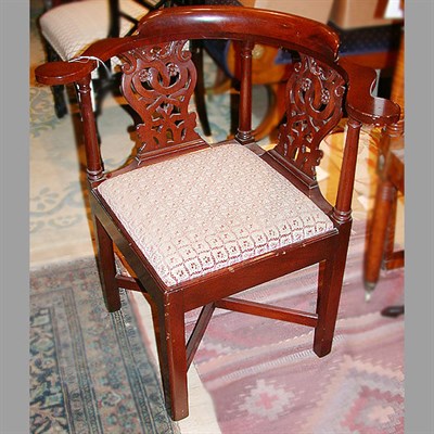 Lot 452 - Georgian Style Mahogany Corner Chair