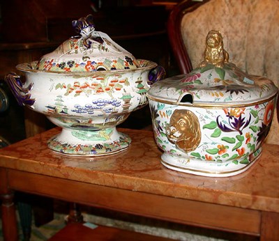 Lot 518 - Two English Gilt Decorated Porcelain Tureens