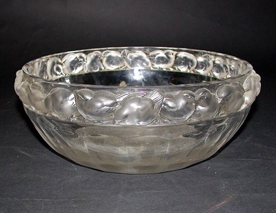 Lot 182 - Lalique Molded Glass Chicoree Bowl In clear...