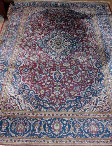 Lot 620 - Kashan Rug Central Iran, mid 20th century The...