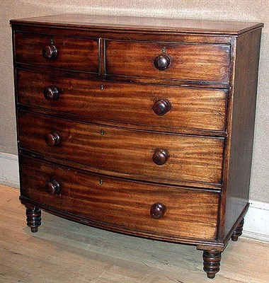 Lot 589 - William IV Mahogany Bow-Front Chest of Drawers