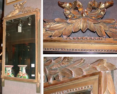 Lot 460 - Neoclassical Style Painted and Parcel Gilt Mirror