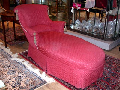 Lot 336 - Victorian Upholstered Chaise Longue Length 65...
