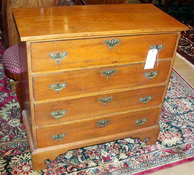 Lot 352 - Federal Cherry Chest of Drawers The...
