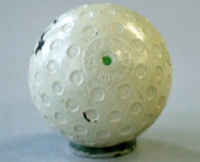 Lot 219 - A Chemico Popular green dot shallow round...