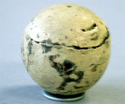 Lot 269 - A Feather Ball, unnamed, in good round...
