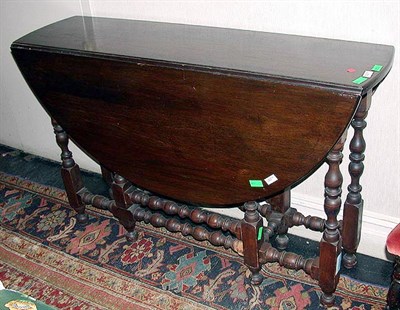 Lot 108 - Georgian Style Mahogany Gate Leg Table