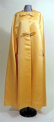 Lot 103 - Lanvin-Castillo Melon Orange Evening Cape...