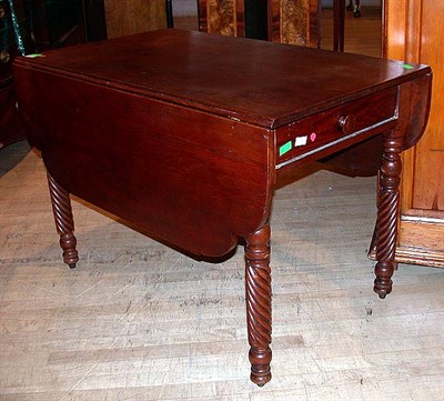 Lot 165 - Federal Style Cherry Drop Leaf Table