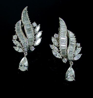 Lot 286 - Pair of Diamond Earclips Platinum, of foliate...