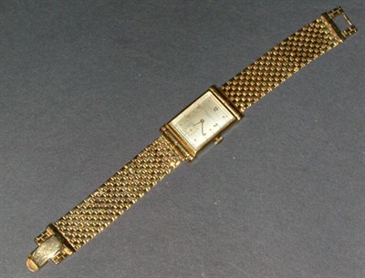 Lot 328 - Gentleman's Gold Wristwatch The 14 kt. yellow...