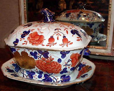 Lot 299 - English Ironstone Covered Tureen and Undertray...